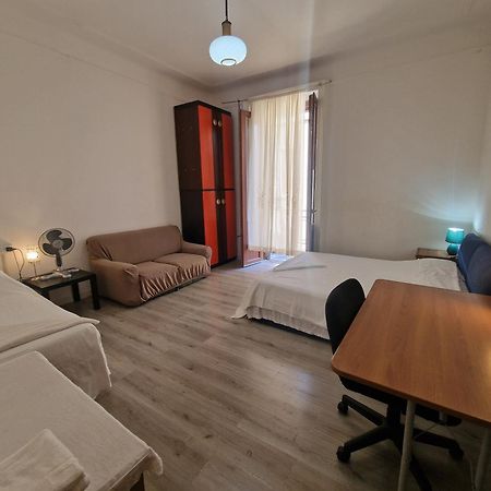 Room In The City Center - Stanza In Centro Citta Milano Exteriör bild