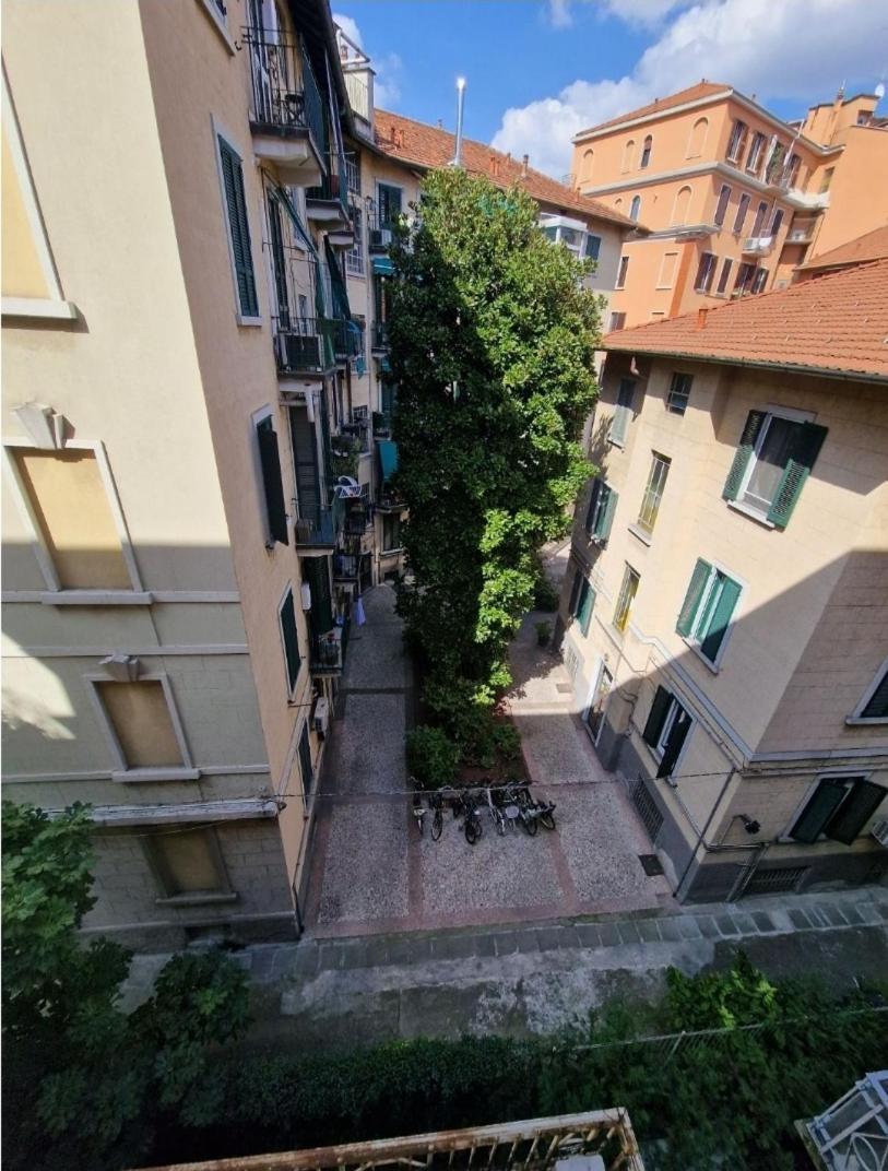 Room In The City Center - Stanza In Centro Citta Milano Exteriör bild